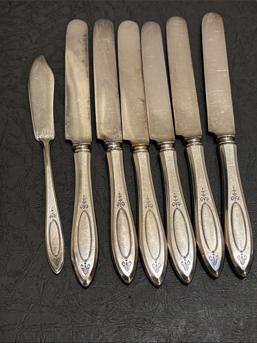 Community (Oneida) silver plate hollow knifes. Adam pattern.
